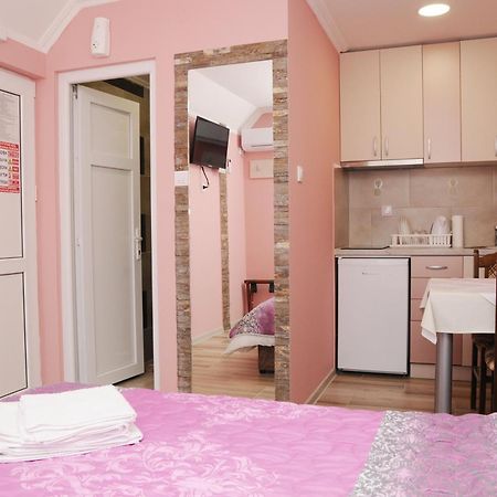 Favorit Apartments Čačak Oda fotoğraf