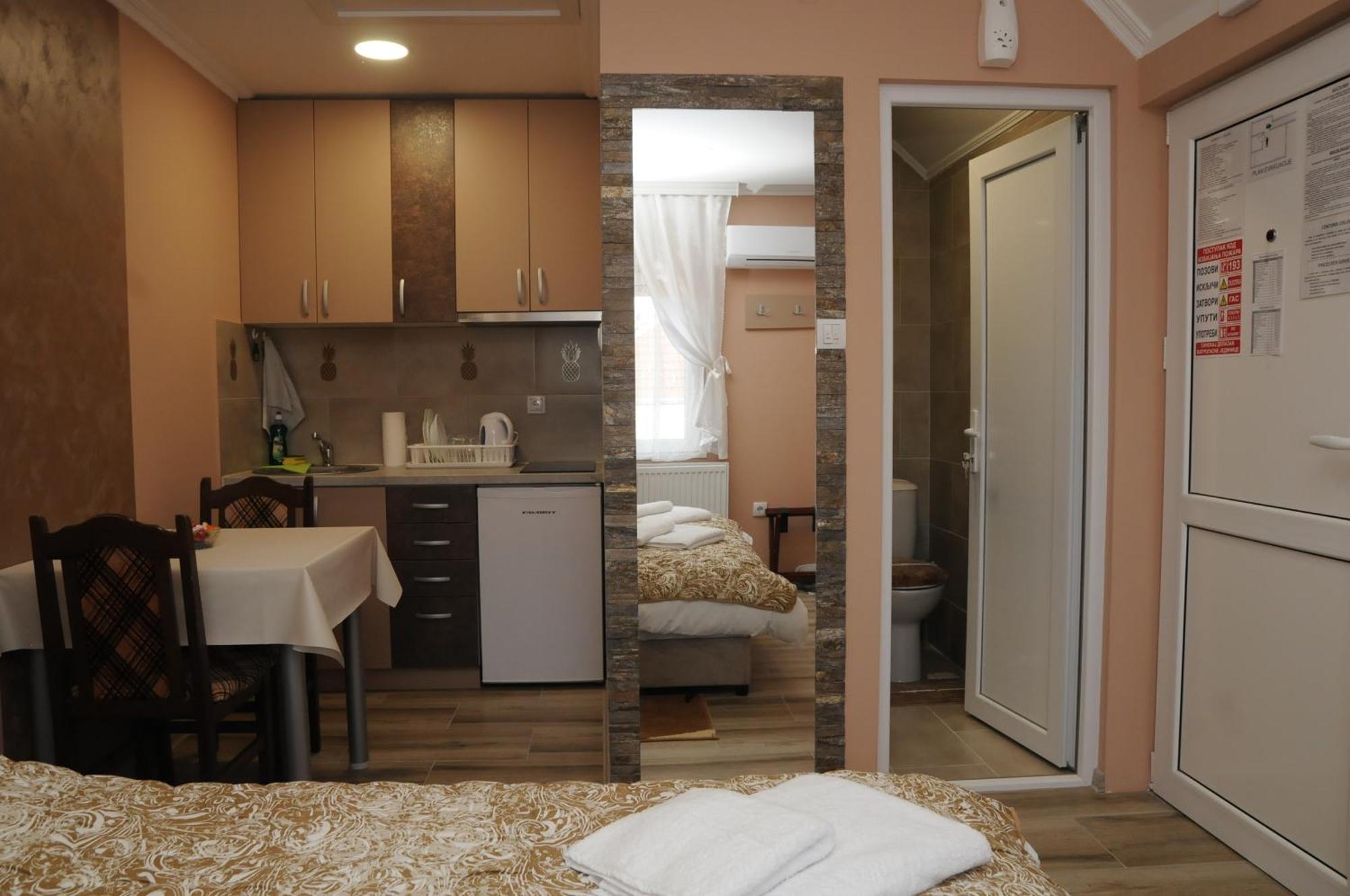 Favorit Apartments Čačak Oda fotoğraf